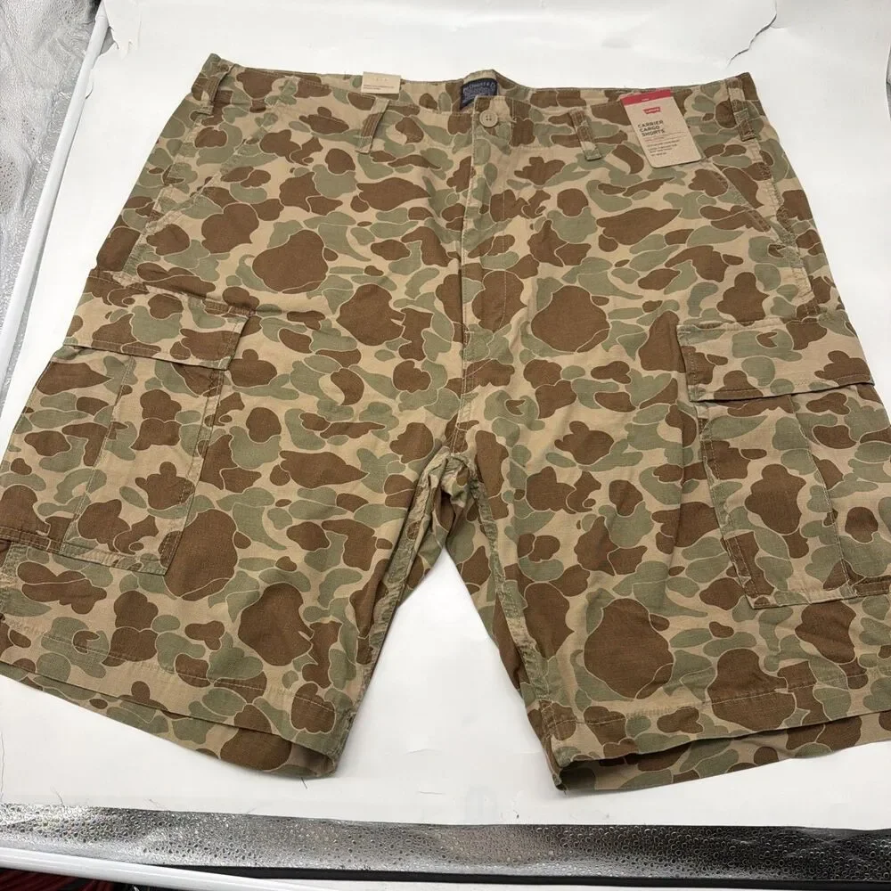 Levi Carrier Cargo Shorts Men's 44 Camouflage